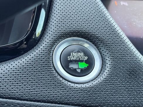 Used 2017 Cadillac XT5 Luxury w/ Driver Awareness Package image 26