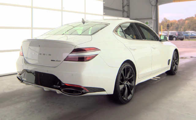 Used 2023 Genesis G70 3.3T w/ Sport Advanced Package AWD/4WD image 3