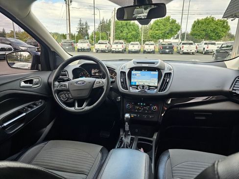 Used 2017 Ford Escape Titanium w/ Canadian Touring Package image 15