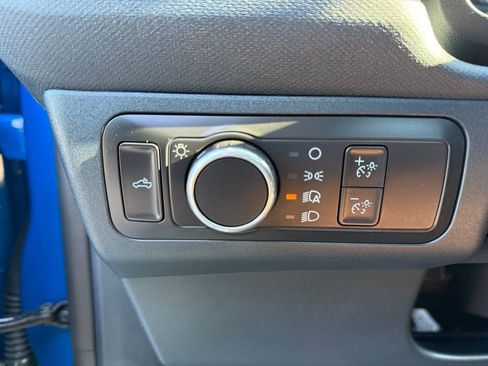 Used 2022 Ford Maverick Lariat w/ Lariat Luxury Package image 16