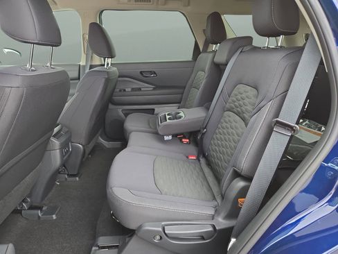 New 2026 Nissan Pathfinder SV AWD/4WD image 41