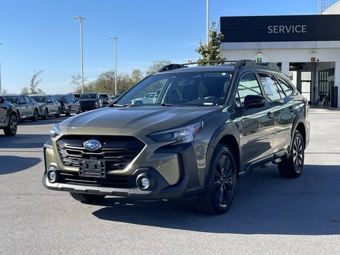 Used 2024 Subaru Outback Onyx Edition XT image 3
