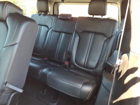 Used 2022 Jeep Wagoneer Series II image 12