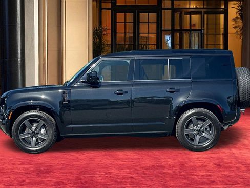 New 2026 Land Rover Defender 110 X-Dynamic SE AWD/4WD image 2