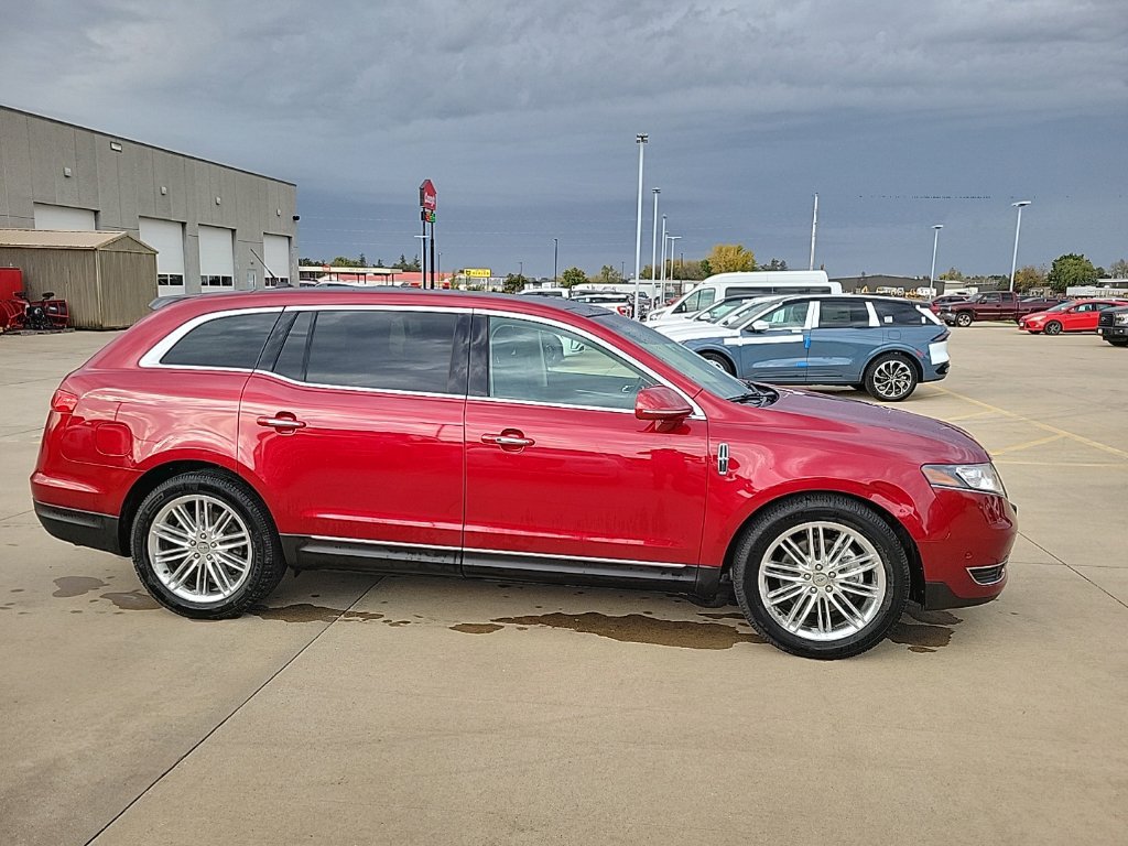 Used 2015 Lincoln MKT AWD w/ Equipment Group 201A image 2