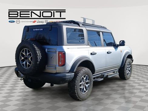 Used 2021 Ford Bronco Badlands image 5