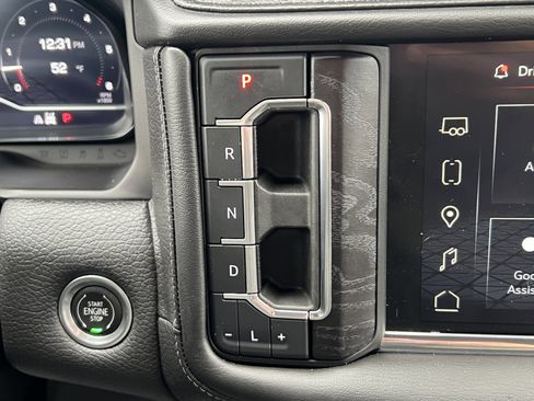 Certified 2022 GMC Yukon XL Denali image 35