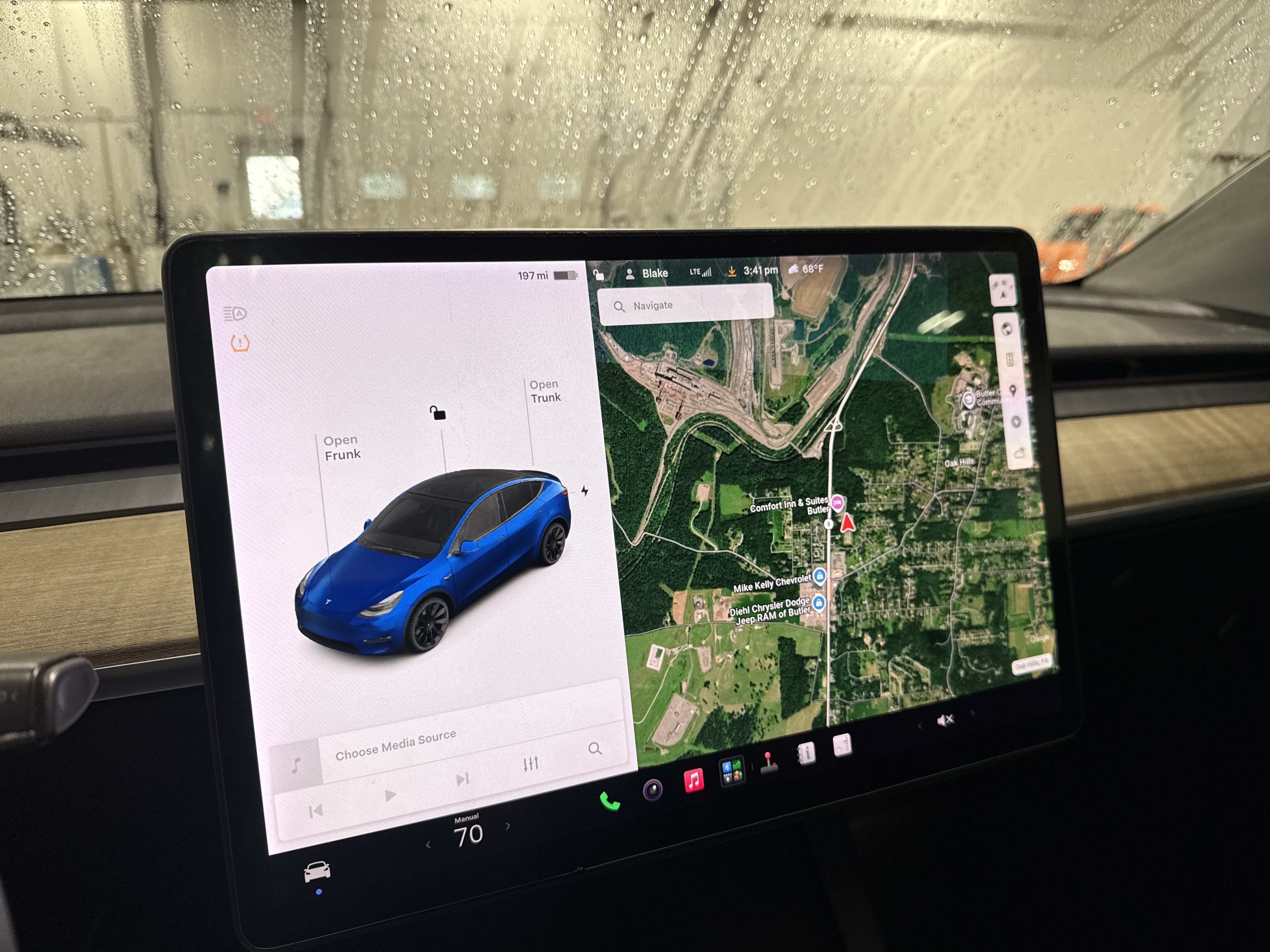 Used 2021 Tesla Model Y Long Range AWD/4WD image 9