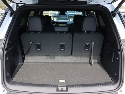 New 2026 GMC Acadia Elevation w/ Elevation Premium Package FWD image 21