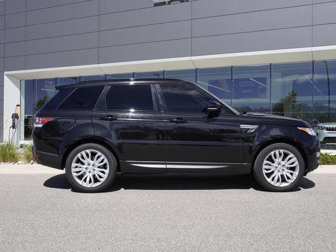 Used 2016 Land Rover Range Rover Sport HSE AWD/4WD image 7