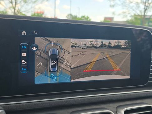 New 2026 Mercedes-Benz GLE 450 4MATIC image 32