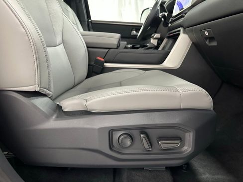 Used 2025 Toyota Sequoia Limited image 63