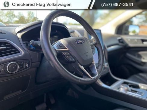Used 2024 Ford Edge Titanium AWD/4WD image 18