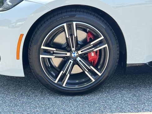 Used 2024 BMW 230i Coupe w/ Premium Package RWD image 17