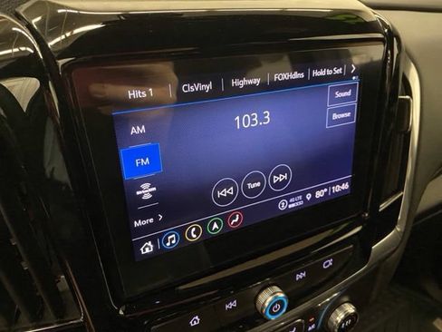 Used 2023 Chevrolet Traverse RS FWD image 6