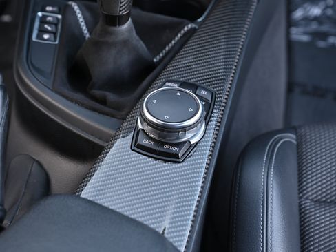 Used 2016 BMW M3 RWD image 28