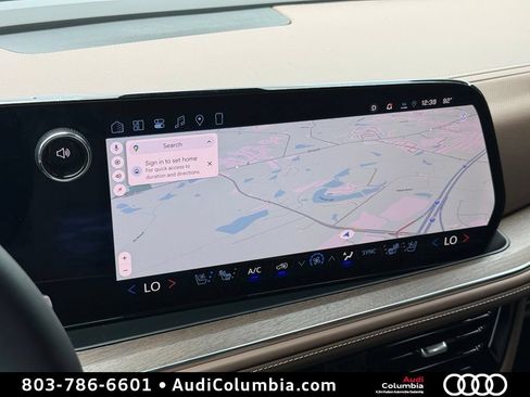 Used 2026 Chevrolet Suburban High Country AWD/4WD image 4