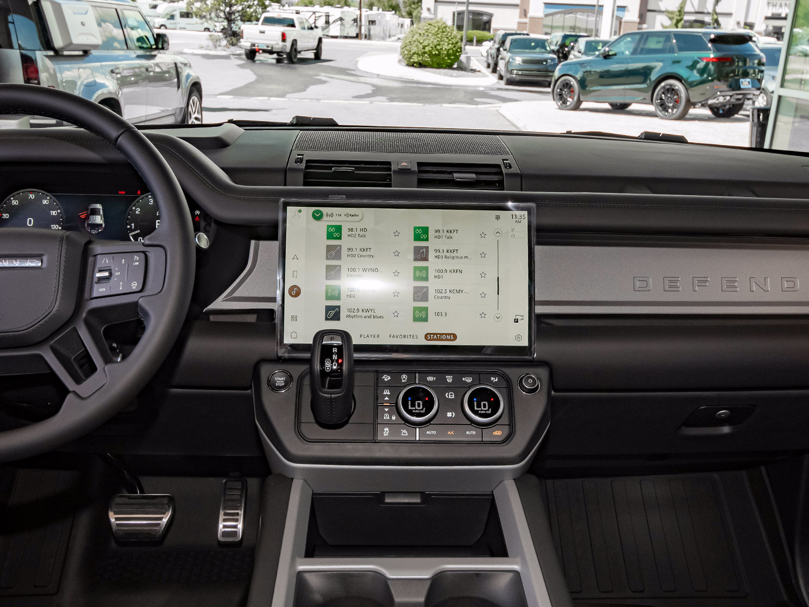 New 2026 Land Rover Defender 110 V8 AWD/4WD image 23