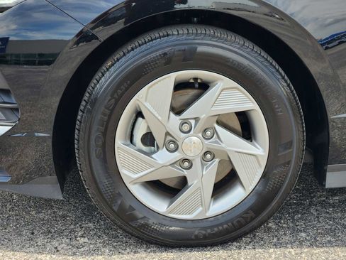 Certified 2025 Hyundai Sonata SE FWD image 12