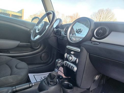 Used 2010 MINI Cooper Hardtop image 26