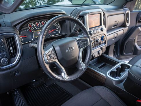 Used 2021 Chevrolet Silverado 1500 LT Trail Boss w/ Bed Protection Package image 15