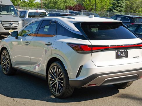 Used 2023 Lexus RX 350 w/ Accessory Package (2T) AWD/4WD image 5