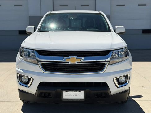 Used 2017 Chevrolet Colorado LT w/ LT Convenience Package AWD/4WD image 8