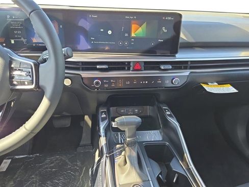 New 2026 Kia Sorento S w/ S Panoramic Sunroof Package FWD image 24