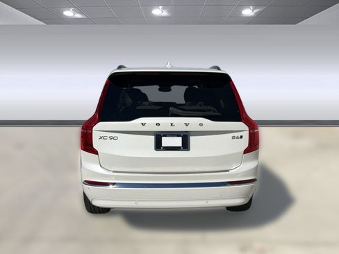 Used 2023 Volvo XC90 B6 Ultimate w/ Protection Package Premier AWD/4WD image 10