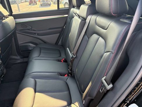 Used 2024 Jeep Wagoneer Launch Edition AWD/4WD image 19