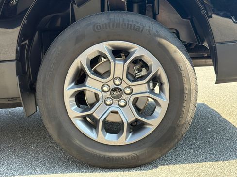 Used 2022 Ford Maverick XLT FWD image 19