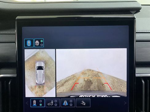 Used 2025 GMC Acadia Elevation image 26