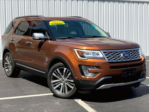 Used 2017 Ford Explorer Platinum AWD/4WD image 35