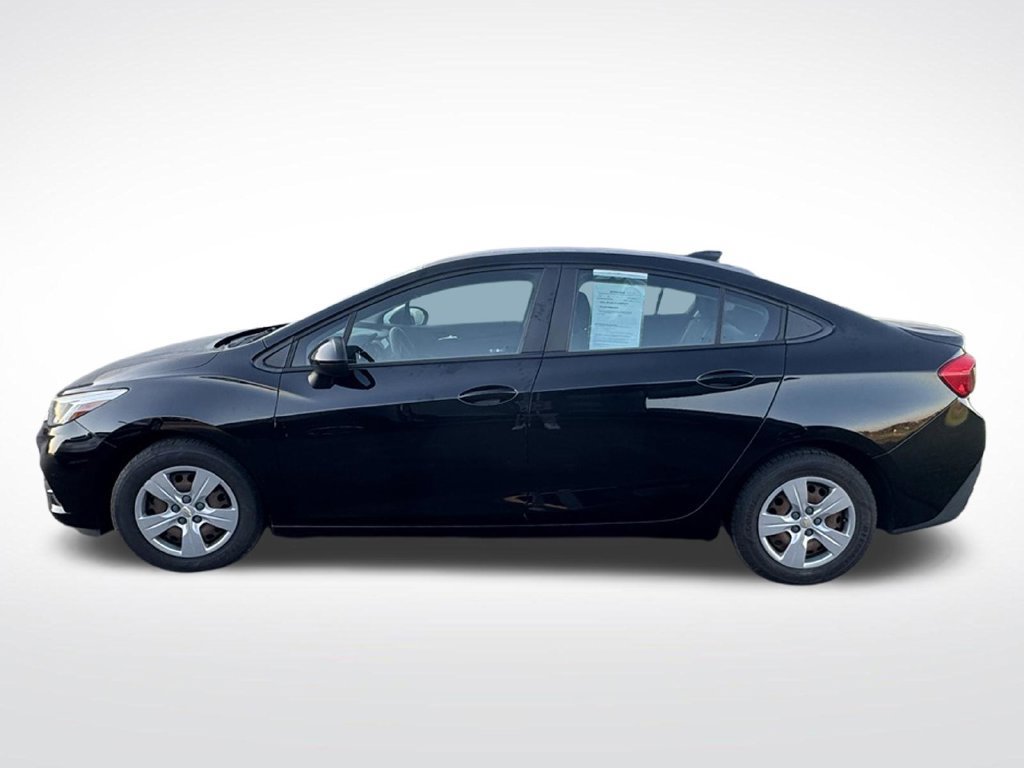 Used 2017 Chevrolet Malibu LT FWD image 22
