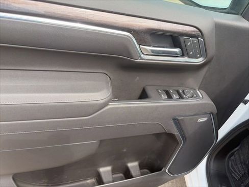 Used 2026 Chevrolet Silverado 1500 LTZ AWD/4WD image 17