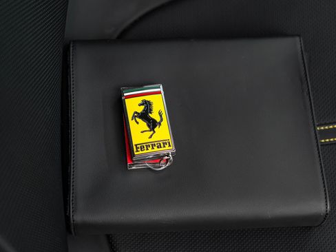 Certified 2022 Ferrari Roma image 25