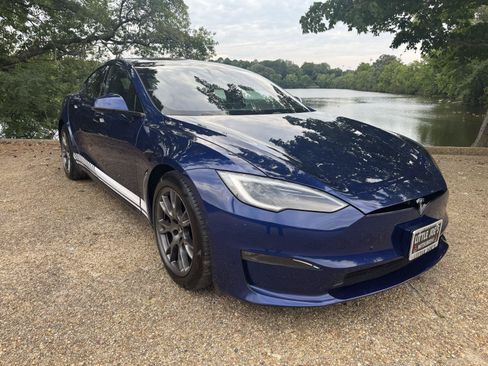 Used 2022 Tesla Model S Plaid AWD/4WD image 1