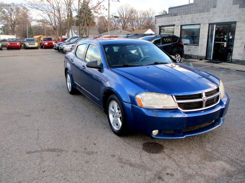 Used 2010 Dodge Avenger SXT w/ Premium Convenience Group image 1