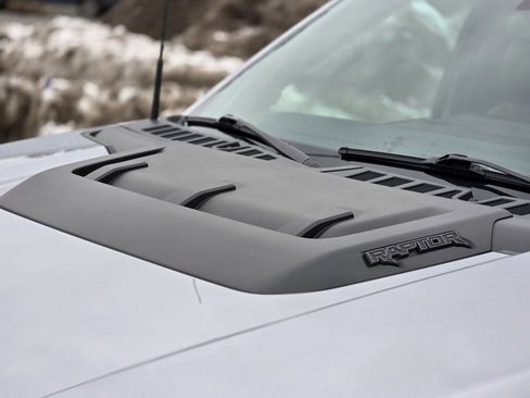 Used 2023 Ford F150 Raptor w/ Raptor Carbon Fiber Package image 5