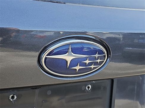 Used 2022 Subaru Outback Premium image 31