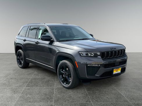 New 2026 Jeep Grand Cherokee Limited AWD/4WD image 7