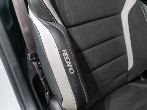 Used 2022 Ford Mustang Shelby GT500 w/ Carbon Fiber Track Pack image 52