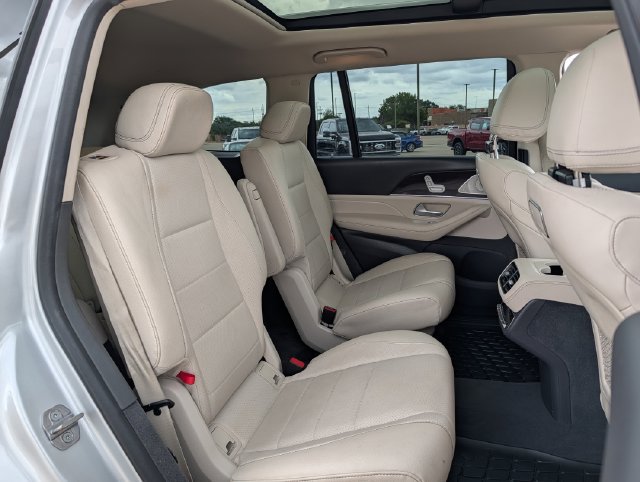Used 2020 Mercedes-Benz GLS 450 4MATIC image 23
