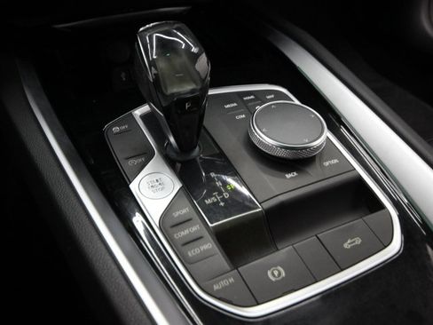 Used 2020 BMW Z4 M40i w/ Executive Package image 30