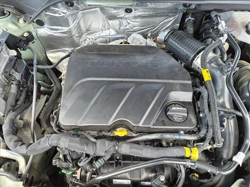 Used 2025 Chevrolet Trax ACTIV w/ Driver Confidence Package FWD image 21