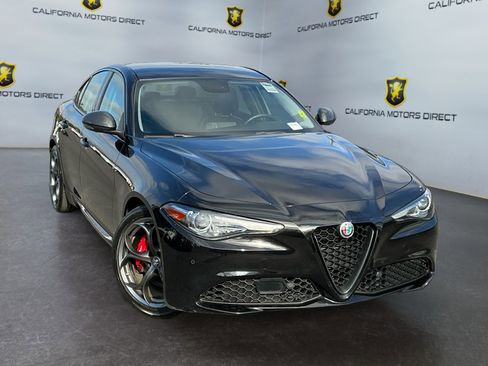 Used 2019 Alfa Romeo Giulia RWD image 3