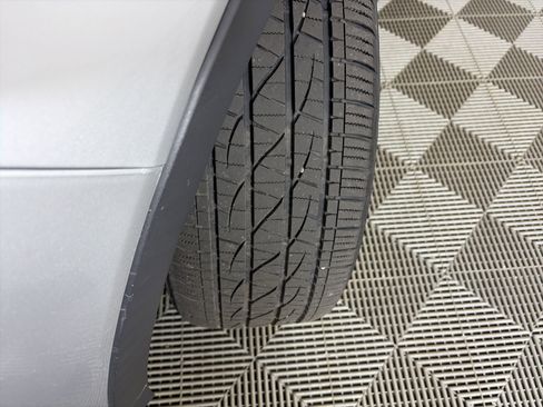 Used 2014 Ford Escape SE image 12