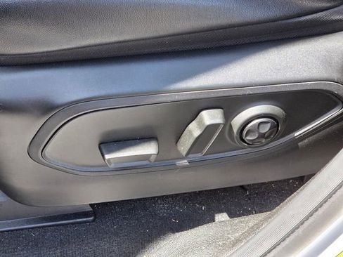 Used 2022 Jeep Grand Cherokee L Limited image 18