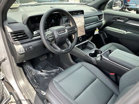 New 2026 GMC Terrain AT4 w/ Technology Package II AWD/4WD image 10