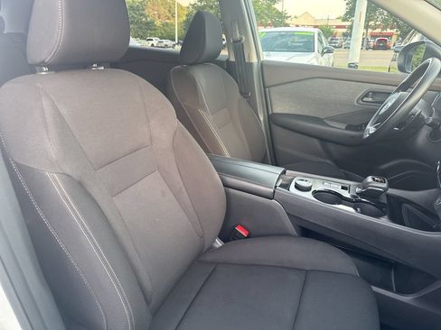Used 2023 Nissan Rogue S AWD/4WD image 39